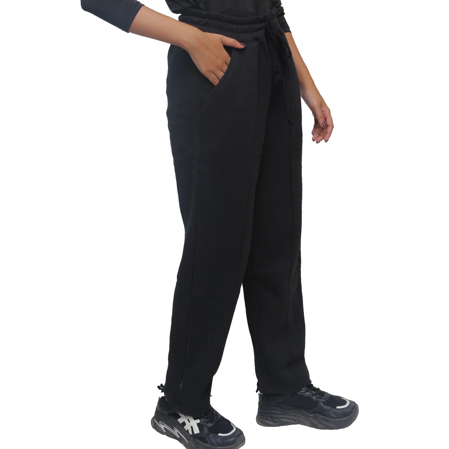 Essential Black Sweatpants STW-2021T